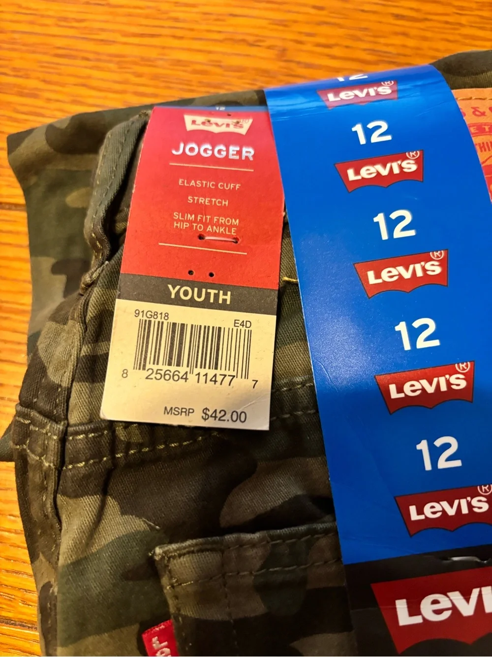 Levis levi youth